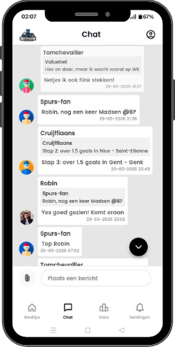 Betmanbegins chat screen with members replying to each other about the evening's matches.